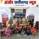चलती बस में झपटमारी करने वाले 9 आरोपी गिरफ्तार